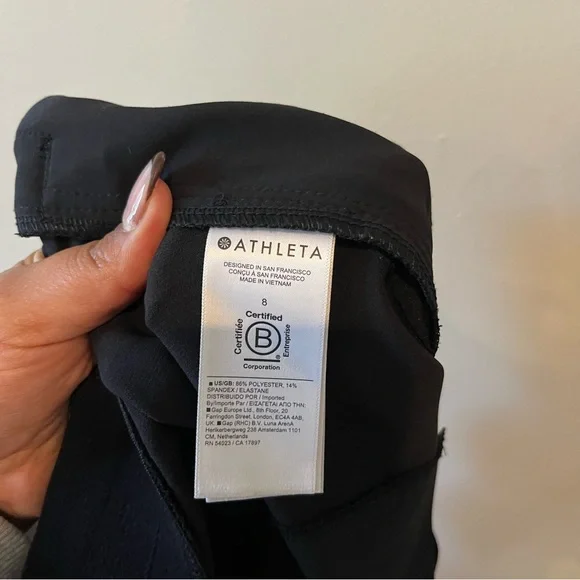 ATHLETA Endless High Rise Cargo Pant Jogger Black - Picture 11 of 14